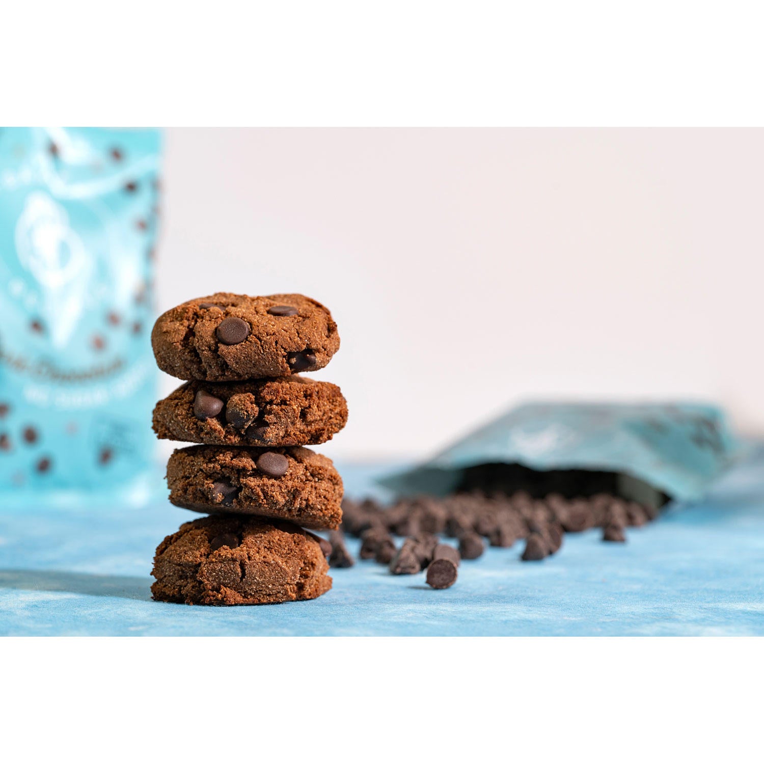Bake Believe No Sugar Added Dark Chocolate Chips (32 oz.)
